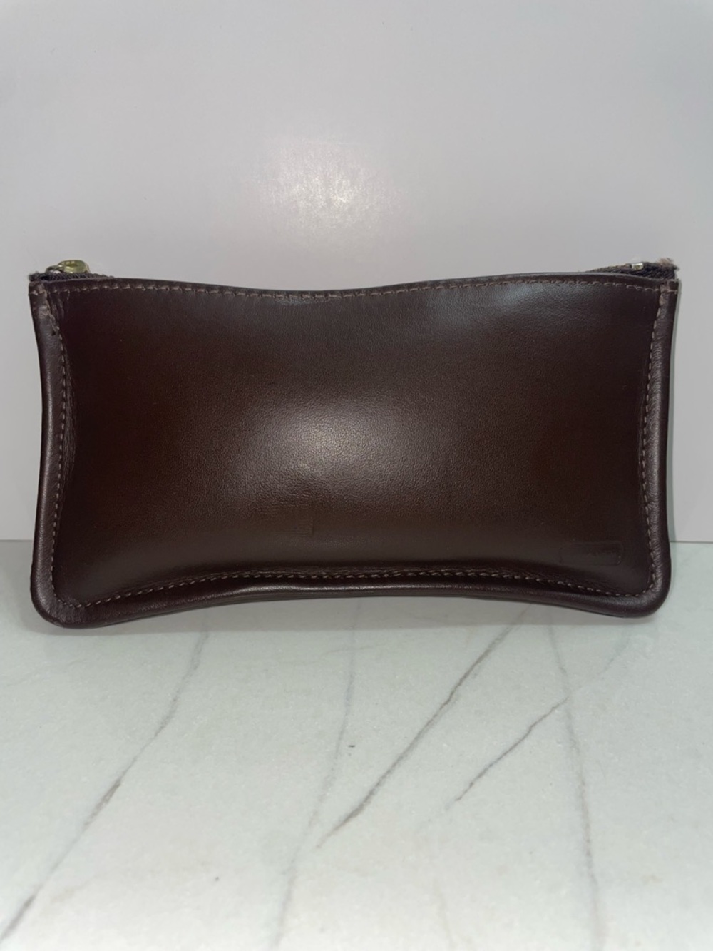 Coach Vintage Skinny Dark Chocolate Brown Minimalist Leather CowHide Make Up Bag